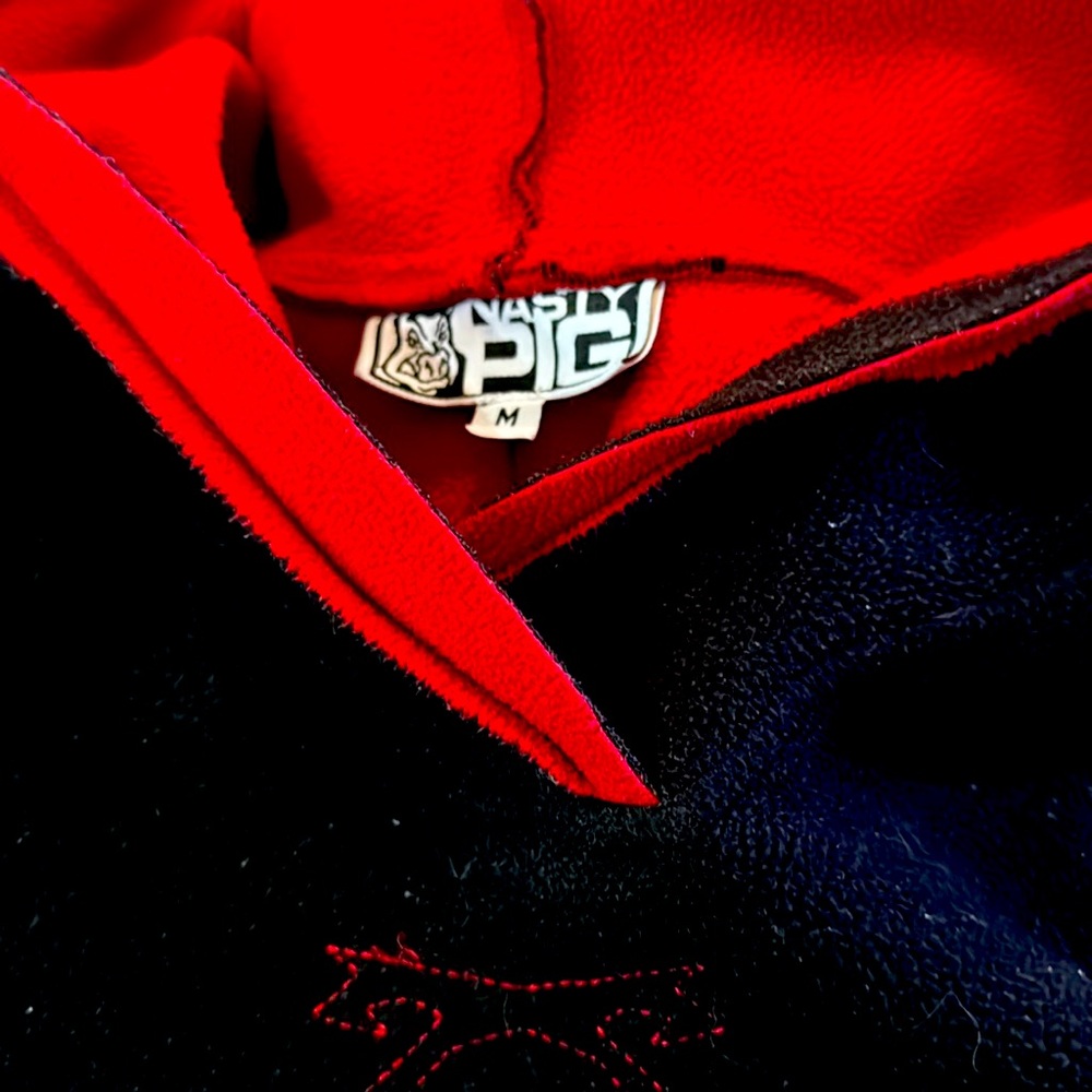 Gently worn, nasty pig men’s medium hooded sweatshirt.